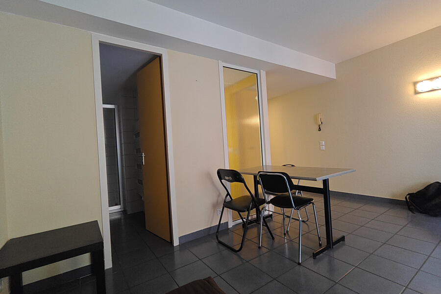 airbnb_relookea_3A Une chambre avant un home staging